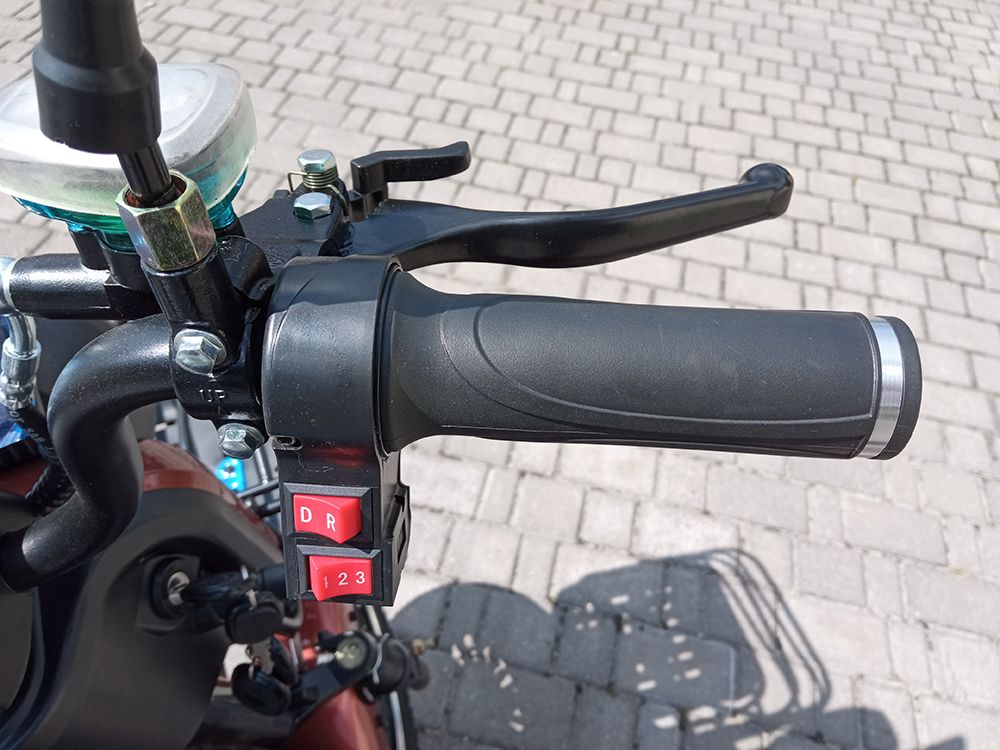 Електроскутер RiderX СKIF (1200W; 72V-25Ah AGM)