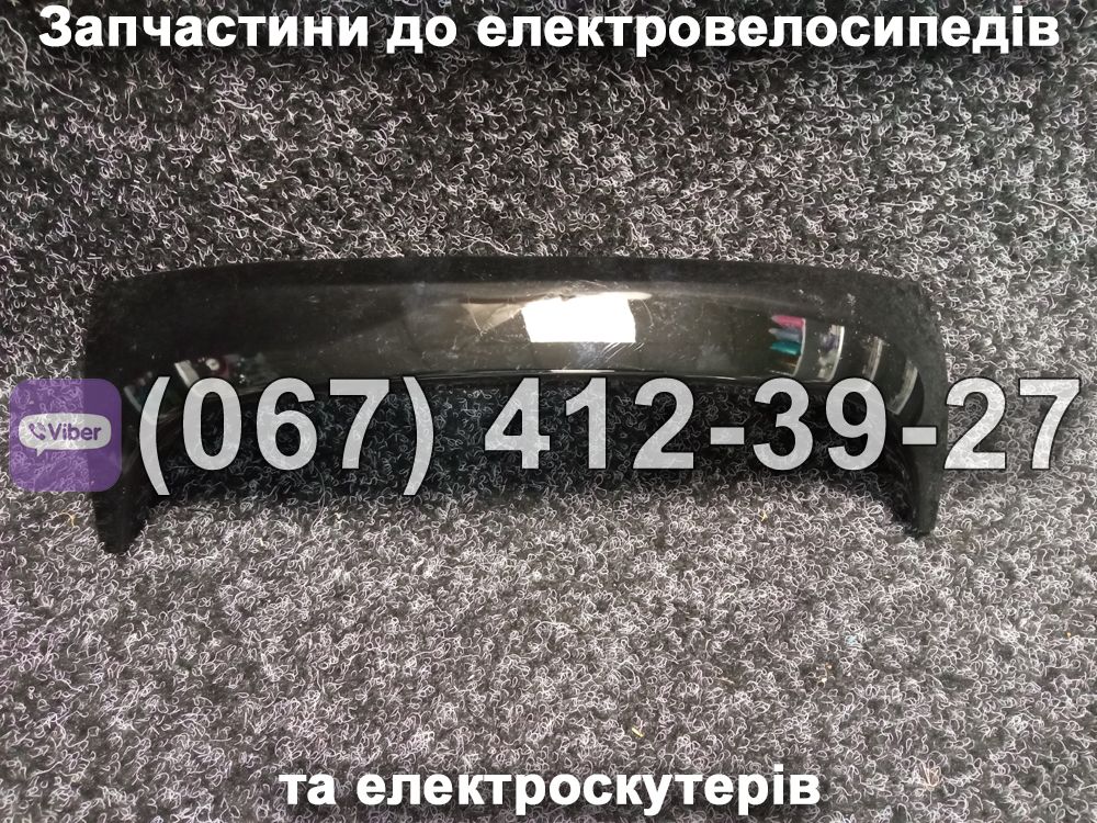 Пластикова накладка під фару переднього корпусу чорний Crosser CR9