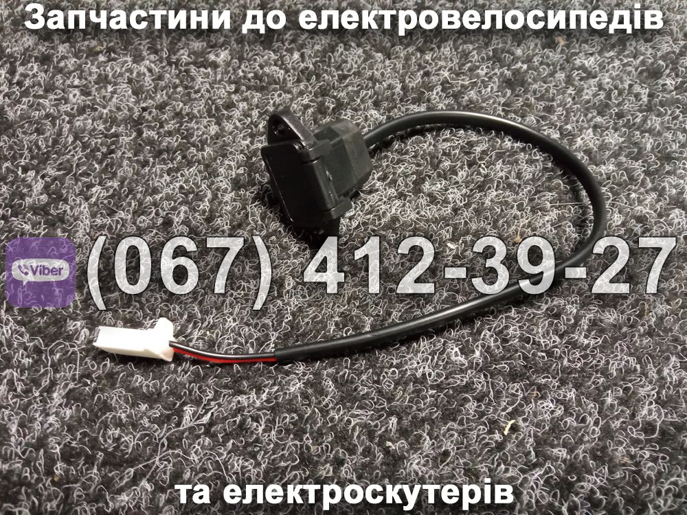 Роз'єм для зарядки Crosser MAX