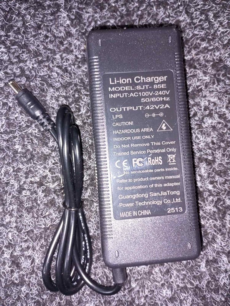 Зарядний пристрій 42V 2A