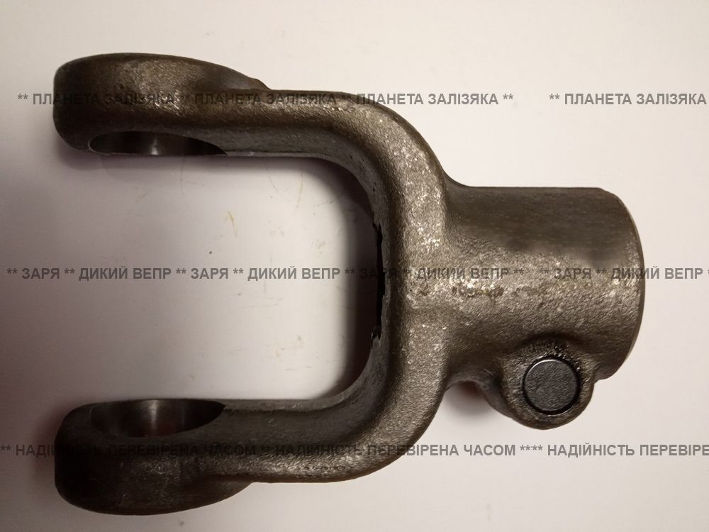 Вилка для карданного вала 35x98 - 8 шлицов